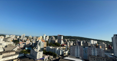 Notícia - Sexta de calor intenso e sem chuva no Sul de SC; tempo muda no fim de semana