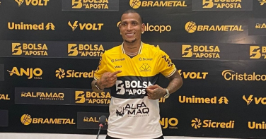 Notícia - Camisa 2 do Criciúma será lançada com promoção de ingresso e autógrafos de Otero e Bruno Alves