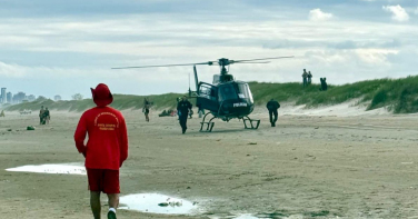 Notícia - Homem desaparece após afogamento em Passo de Torres