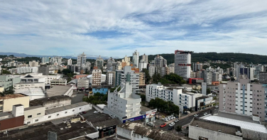Notícia - Sul de SC começa a semana sem chuva e com calor