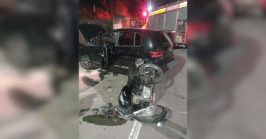 Notícia - Motociclista morre e motorista fica ferida após acidente em Tubarão