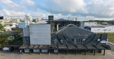 Notícia - Fim de uma era: Casa do Rock está à venda em Içara