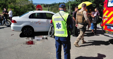 Notícia - Acidente deixa motociclista gravemente ferido em  Morro da Fumaça