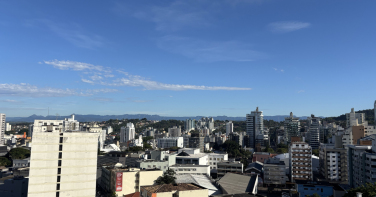 Notícia - Frio pela manhã e calor à tarde marcam o tempo em SC