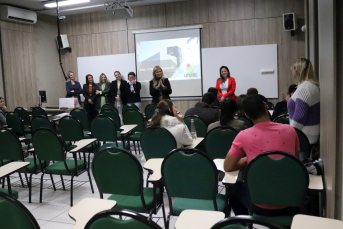 Notícia - Colaboradores da UBS do Centro participam de imersão na Unesc