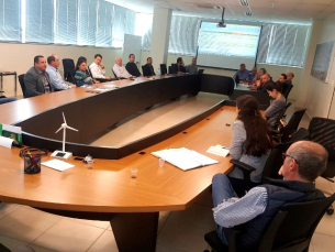 Notícia - Empresários recorrem ao MTE para negociar convenção
