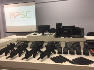 Notícia - Polícia Militar ganha reforço com novos armamentos 
