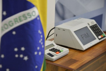 Notícia - Mais de 90 presos poderão votar em Criciúma e Araranguá