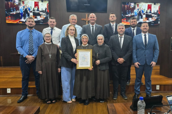 Notícia - Irmãs Beneditinas recebem homenagem por 90 anos de dedicação em Nova Veneza