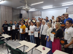 Notícia - Município renova parceria com o Criciúma e a Unesc para o Projeto Tigrinhos