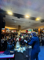 Notícia - Nações Shopping recebe o maior cover dos Beatles da América Latina neste sábado