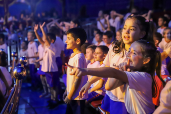 Notícia - Alunos da rede municipal de ensino de Criciúma assistem a espetáculo do Mirage Circus