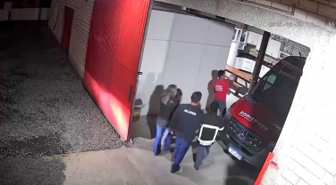 Notícia - Bebê de 9 meses se engasga e é salvo por bombeiros