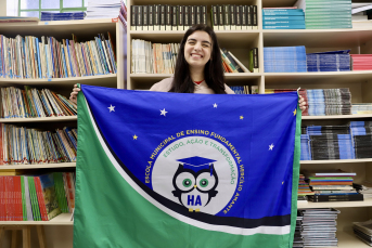 Notícia - Estudante de Criciúma representará o Brasil em olimpíada de história na França