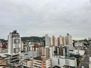 Notícia - Tempo segue nublado e com chuva nesta quinta