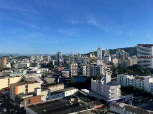 Notícia - Terça-feira será de sol e calor intenso na região