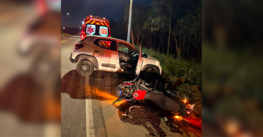 Notícia - Motociclista de 21 anos morre em acidente e motorista foge do local em Içara
