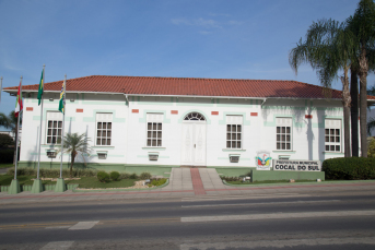 Notícia - Quase 14 mil eleitores aptos para votar em Cocal do Sul 