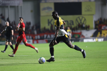 Notícia - Tigre tenta, mas fica no 0x0 contra o Athlético-PR