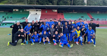 Notícia - Caravaggio vence confronto direto fora de casa e reassume a liderança da Série B