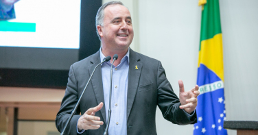 Notícia - Kennedy Nunes se antecipa e deixa a Casa Civil de olho nas eleições 2026 em SC