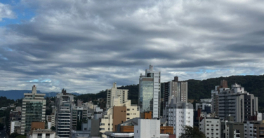 Notícia - Frio intenso avança com risco de temperaturas negativas e geada em SC