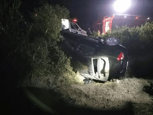 Notícia - Capotamento de carro é registrado em Meleiro 