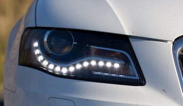 Notícia - Luz de LED pode ser utilizada como farol baixo durante o dia 