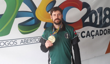 Notícia - Claudionor Pirola é ouro no xadrez individual do Jasc