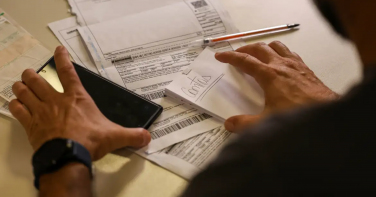 Notícia - Salário mínimo de R$ 1.741 em 2027? Veja o que ainda pode mudar