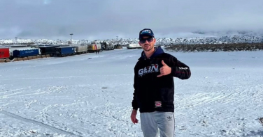 Notícia - 'Preso na neve': caminhoneiro de SC supera espera de 34 dias para retomar viagem ao Chile