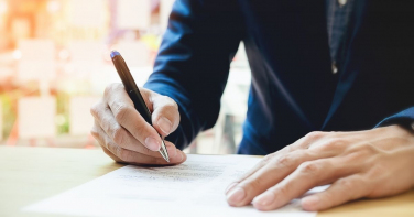 Notícia - Criciúma abre concurso público na área da saúde com salários de até R$ 16,6 mil