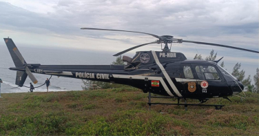 Notícia - Homem cai de 15 metros durante tentativa de voo de parapente em SC