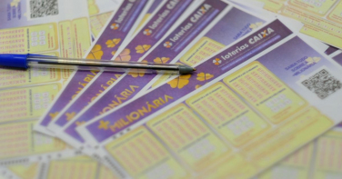 Notícia - Resultado da +Milionária: concurso 355 tem números sorteados