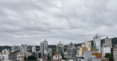 Notícia - Frente fria derruba temperaturas em Criciúma nesta sexta; veja a previsão para o jogo