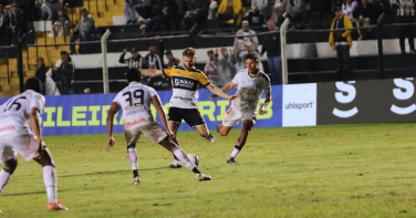 Notícia - Criciúma x Operário-PR: escalações, arbitragem e onde assistir ao vivo pela Série B