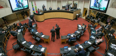 Notícia - O leite foi derramado no pacotaço de dezembro – o impasse agora na Alesc é a enfadonha consequência