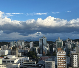 Notícia - [Áudio] Semana inicia com ventos fortes na região