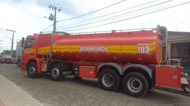 Notícia - Casa é atingida por incêndio na Santa Bárbara