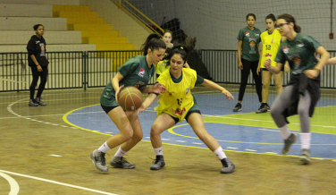 Notícia - Basquete de Criciúma disputa finais do Estadual