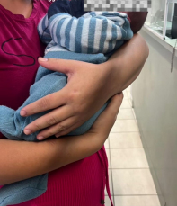 Notícia - Bebê de 20 dias é salvo por policial