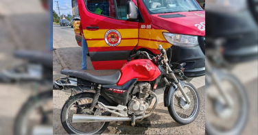 Notícia - Motociclista fica ferido após colisão com carro na SC-108, em Cocal do Sul