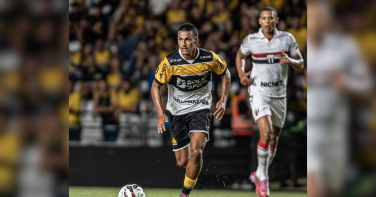 Notícia - Joia da base: Thiaguinho ganha espaço e renova com o Tigre até 2028