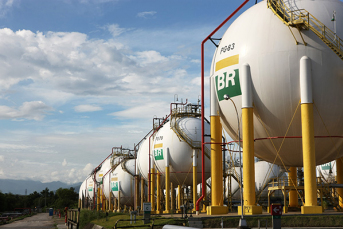 Notícia - Retração da economia e diminuição do consumo: As consequências da tarifa elevada do gás natural