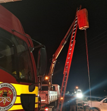 Notícia - Trabalhador é resgatado a seis metros de altura em Nova Veneza