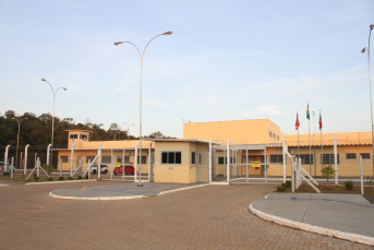 Notícia - Penitenciária Feminina implanta oficina de compostagem