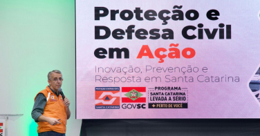 Notícia - Governador anuncia pacotão de R$ 100 milhões para reforçar Defesa Civil no Sul