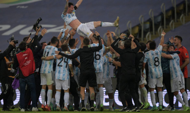 Notícia - Argentina vence Brasil na Copa América e quebra jejum de títulos