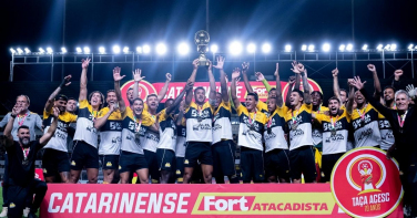 Notícia - Criciúma garante valor milionário para 2027 após título da Taça Acesc