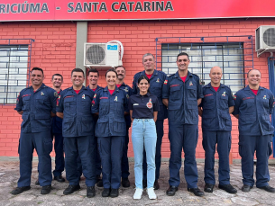 Notícia - Bombeiros desenvolvem protocolo para atendimento a autistas